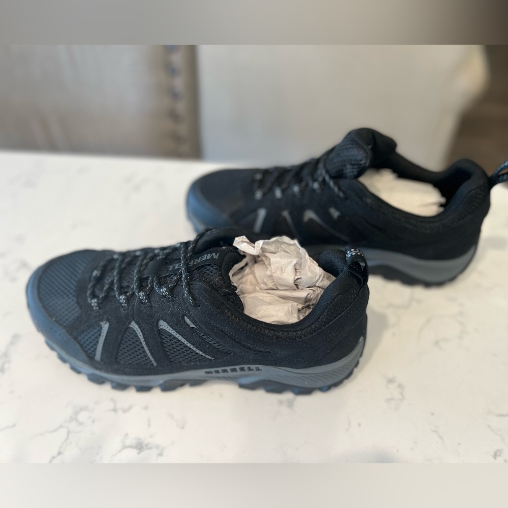 *SOLD* NWOB Men’s Moab2 Ventilator Merrill’s